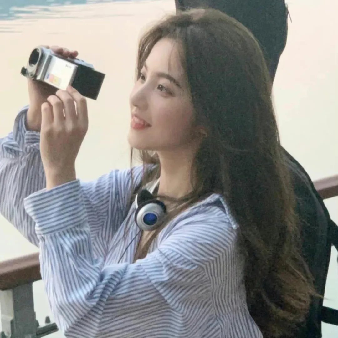 彩云妃子