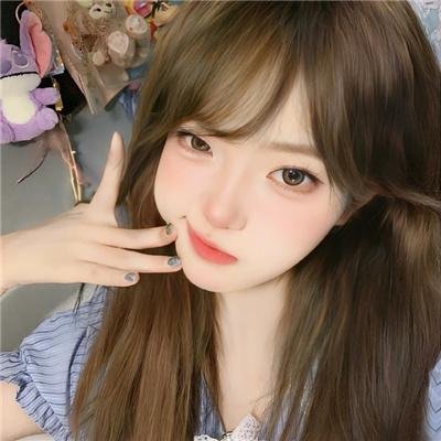 维奥莱特·诺齐埃尔